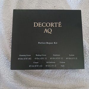 DECORTE AQ Perfect Repair Kit